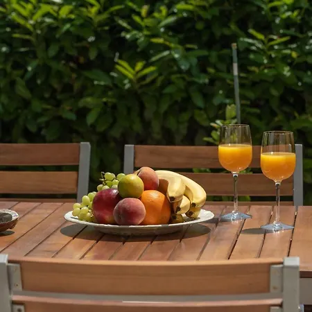 Flora Apartman Trogir
