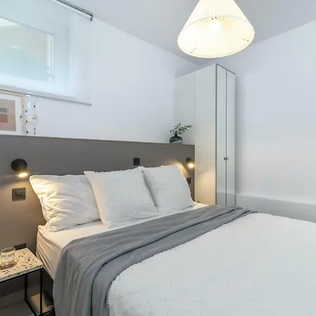 Apartman Flora