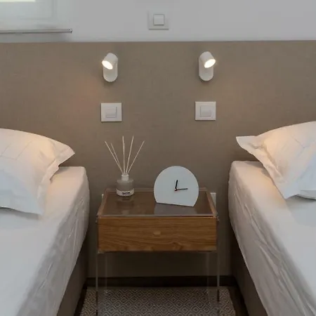 Flora * Τρογκίρ